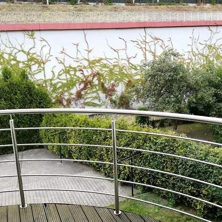 Goscinne Prywatny Parking