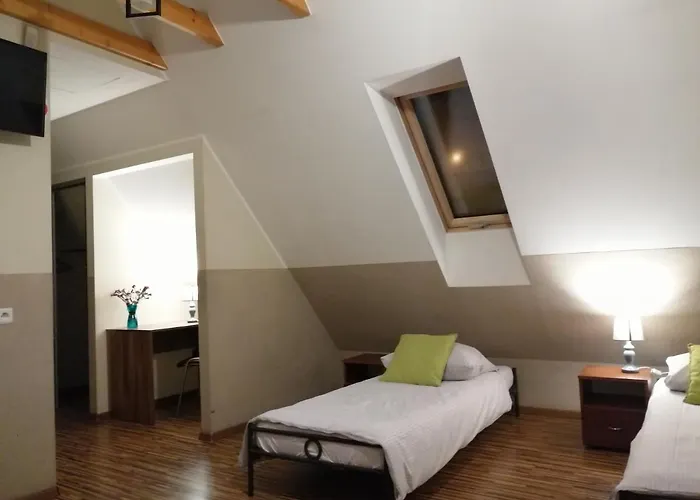 Goscinne Prywatny Parking בית הארחה *